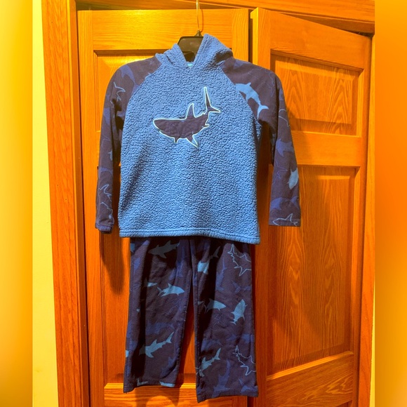 Sainteve kids 2 piece pajama set. Size S (7/8) - Picture 1 of 11